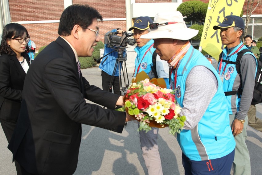 2.조선통신사 옛길 한․일 우정걷기 행렬단 예천 방문
